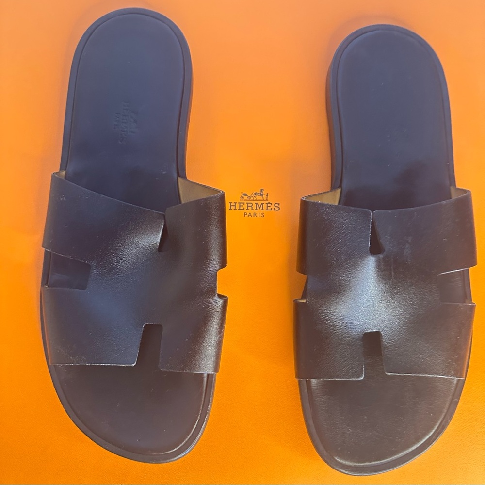 Hermes Izmir Men's Black Sandals